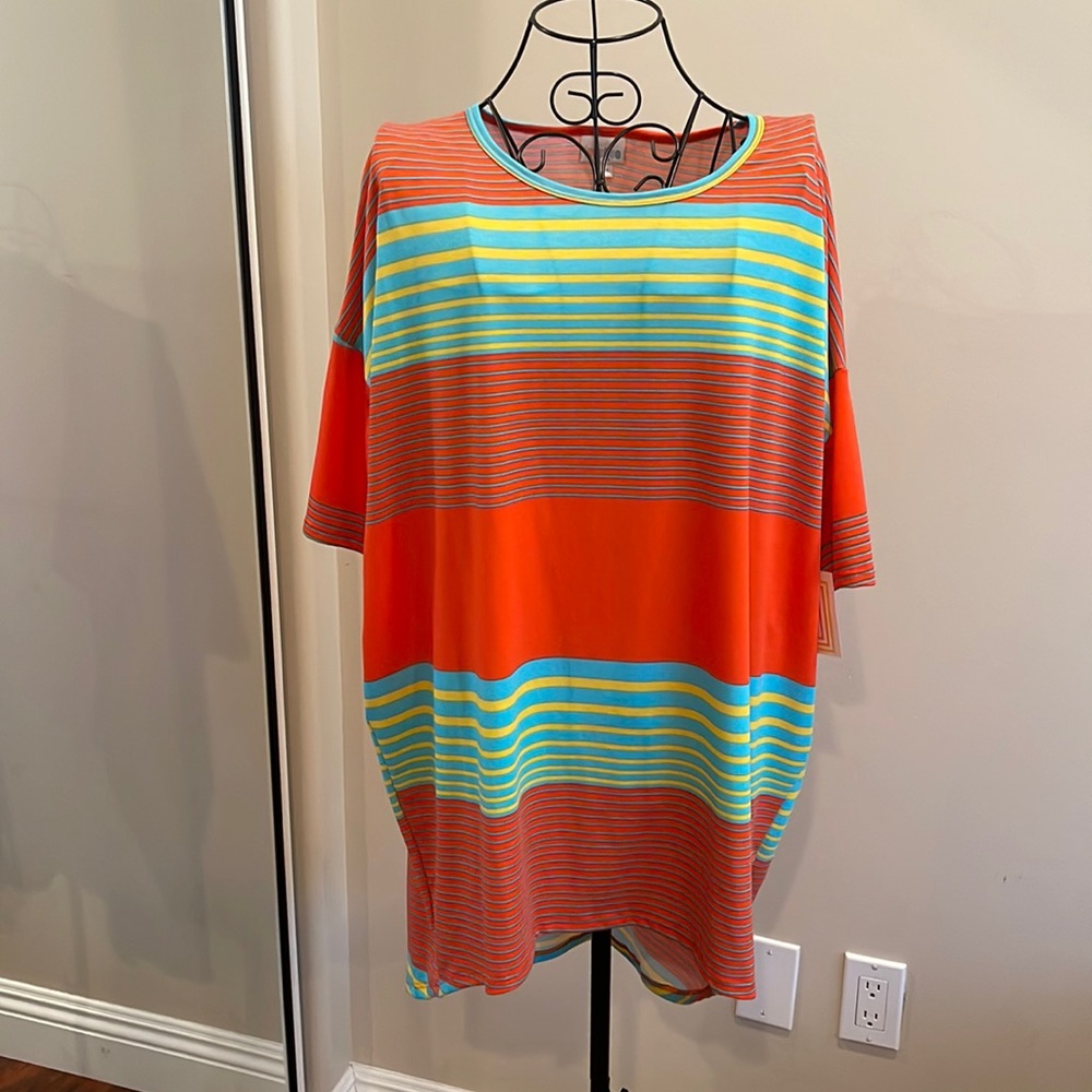 Lularoe Irma Tunic size Medium. New with tags.